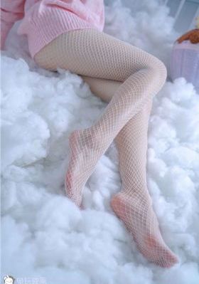 动漫女被黄漫扒衣_720手机免费观看完整
